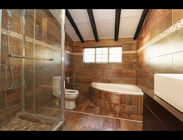 4 BEDROOM HOUSE FOR SALE IN WELTEVREDEN PARK